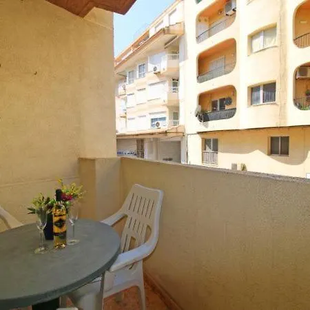 Sleeps 7 With Air Con And Wifi