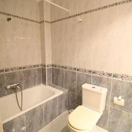 Sleeps 7 With Air Con And Wifi Apartamento *