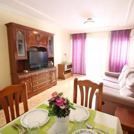 Apartamento Sleeps 7 With Air Con And Wifi Calpe